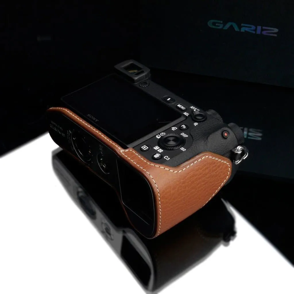 Gariz XS-CHA6500CM Genuine Leather Camera Half Case Camel for Sony A6500