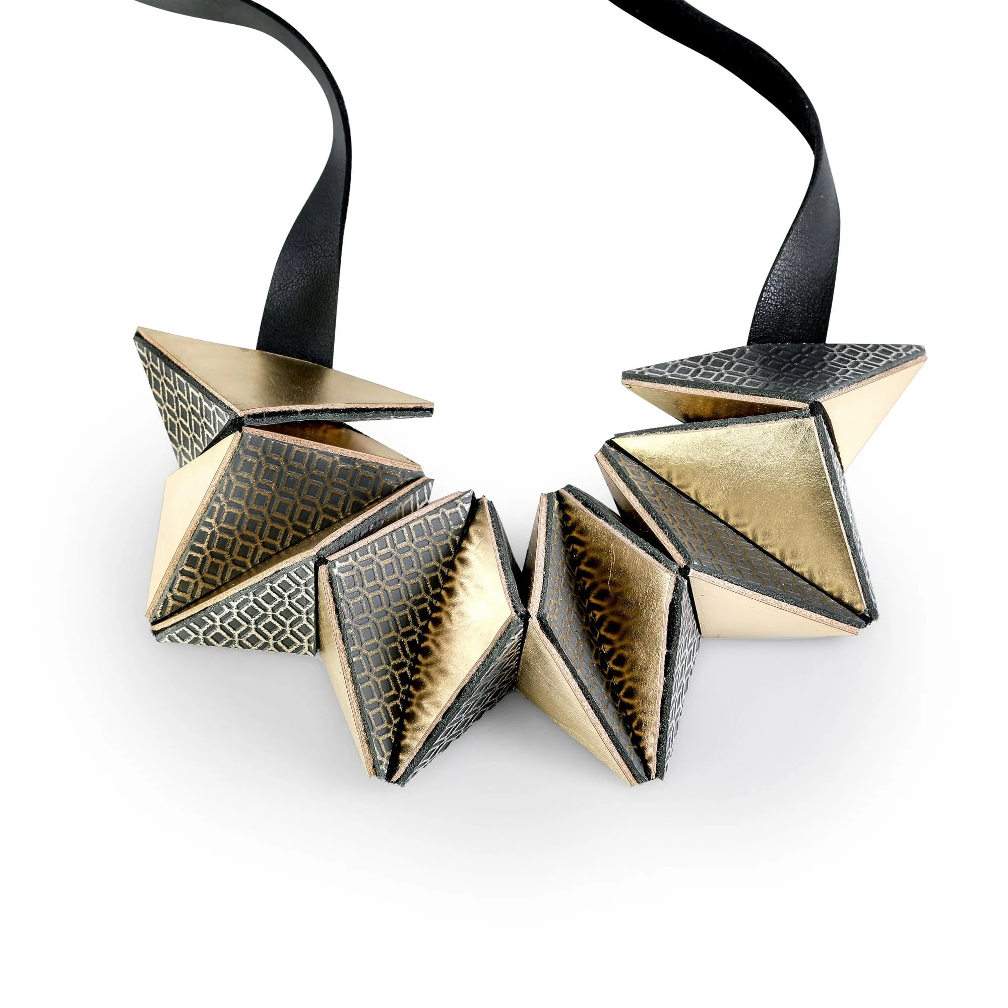 Star silver geometric leather necklace